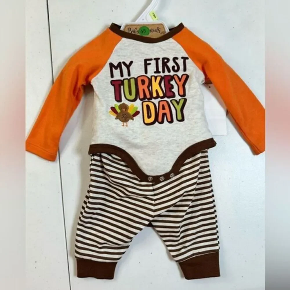 NWT Macy’s Baby Essentials 2 Piece Pant Set My First Turkey Day - Size 3 Month